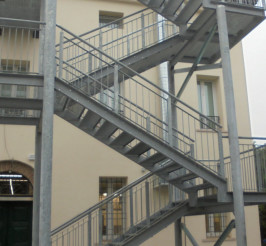 Realizzazione scale e ringhiere