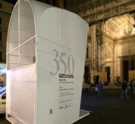 Allestimento gazebo in occasione del 350° anniversario della gazzetta di mantova. Architetto Vittorio Longheu